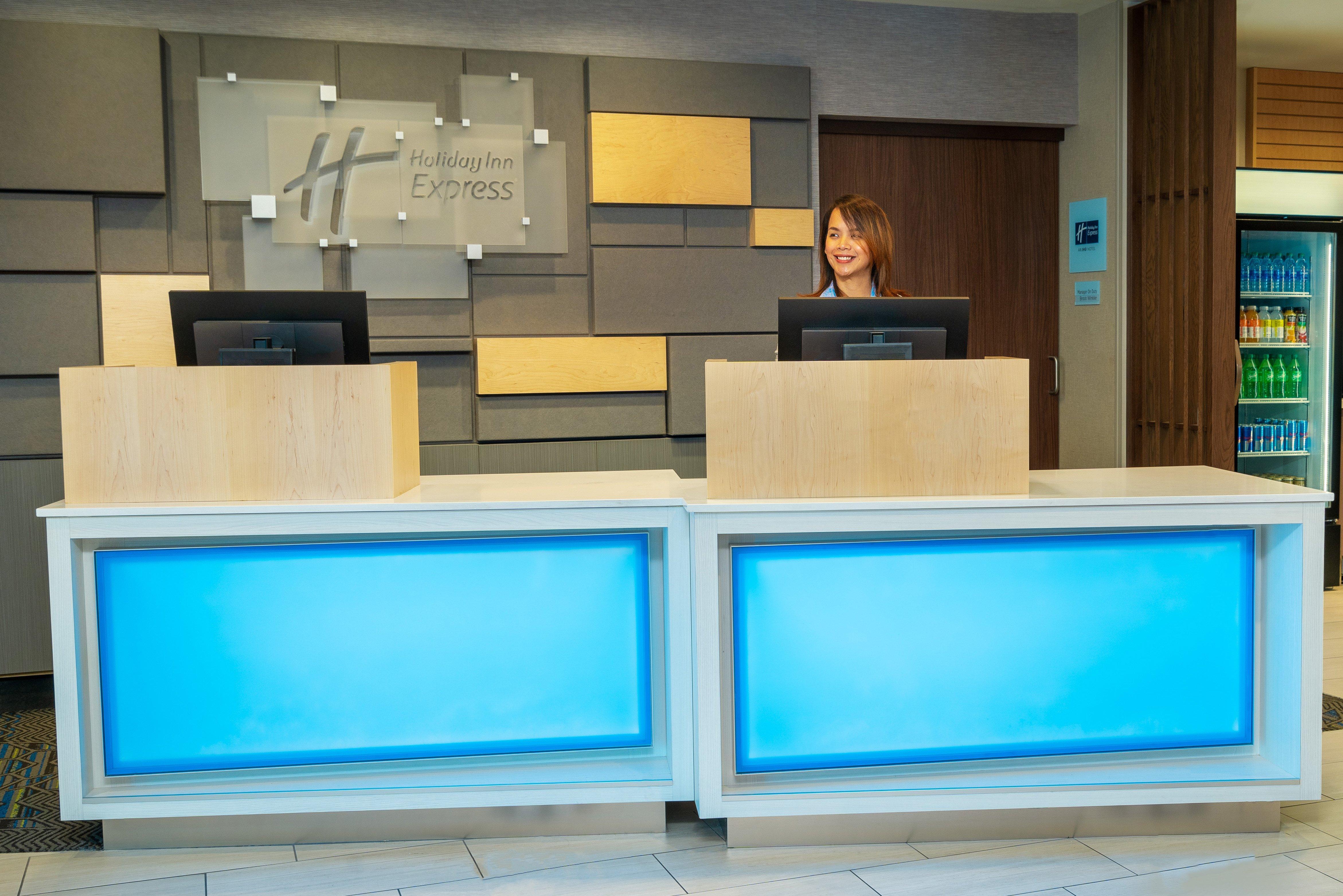 Holiday Inn Express & Suites - Las Vegas - E Tropicana By Ihg Zewnętrze zdjęcie