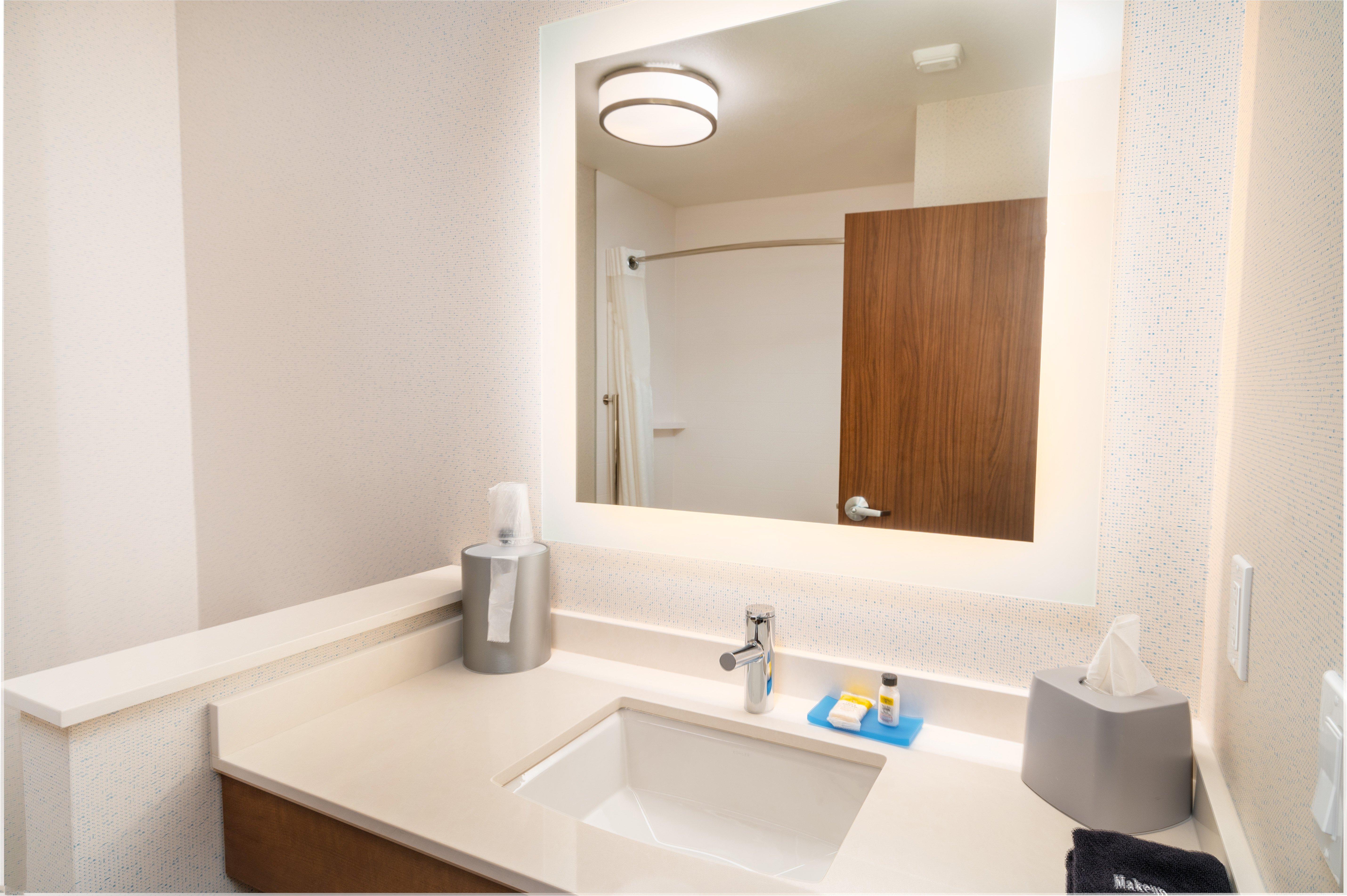 Holiday Inn Express & Suites - Las Vegas - E Tropicana By Ihg Zewnętrze zdjęcie